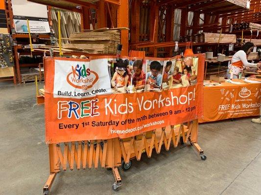 Free kids workshop every 1st Saturday of the month between 9am and 12pm