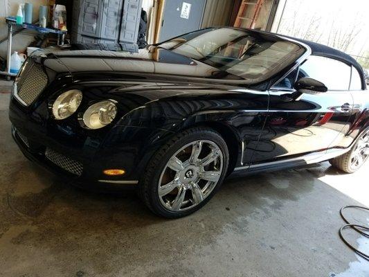 Bentley scratch repair exterior detail.