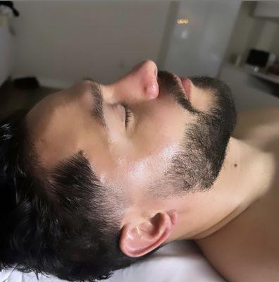 Gentlemen's Facial