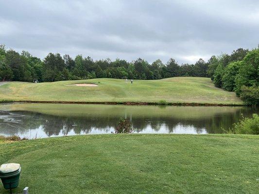 Par 3 over the water