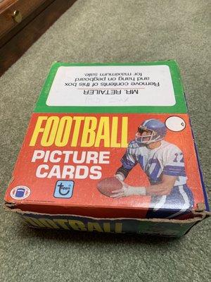 1981 football rack box full with 24 unopened packs.