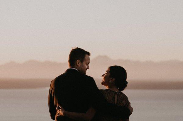 Intimate elopement in Seattle, WA