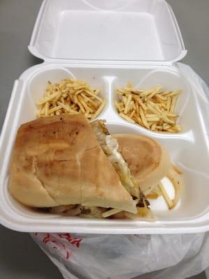 Pan con bistec awesome lunch to go