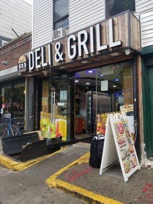 523 Deli and Grill