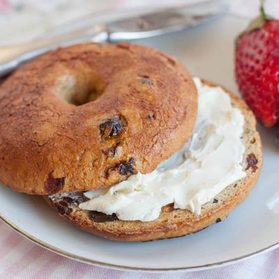 Cinnamon raisin bagel with cream cheese