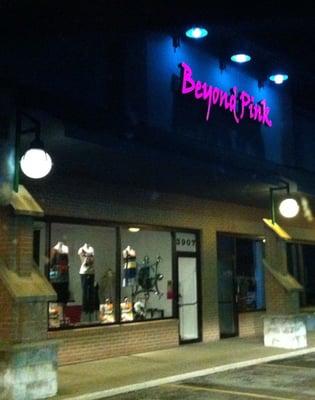 Beyond Pink is NW Indiana's most valued link to the fashion world! For the Ultimate Shopping Experience shop Beyond Pink!