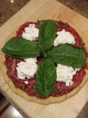 Meat sauce, fresh tomato, locally made ricotta and fresh basil.