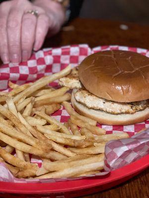 Unbelievably bland chicken sammich.