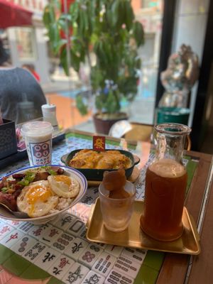 BBQ Pork on Lard Rice, Baked Tomato Pork Cutlet Rice, Teddy Bear Lemon Tea, Coconut Grass Jelly Freeze