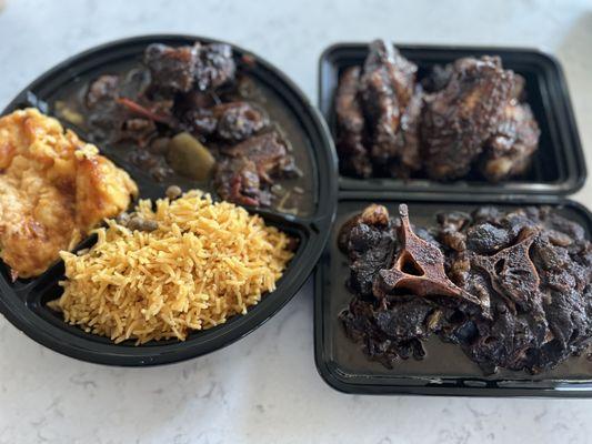 Oxtails, yellow rice and beans and 4 Cheese Mac