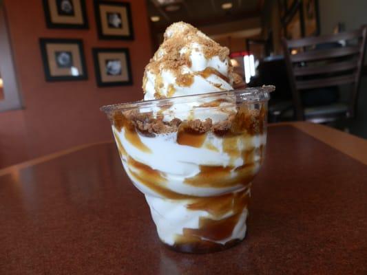 Gingerbread Cookie Sundae