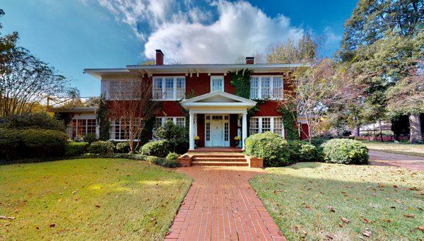 Fabulous home on Historic Grand Boulevard in the Delta MS