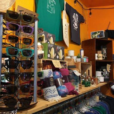 Lots of great shades! Plenty of gift-worthy items always in stock