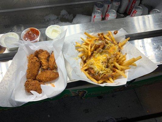 Yummy.. chili cheese fries and bbq wings