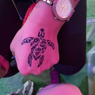 Airbrush tattoo