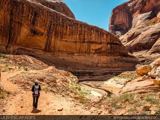 Hiking to see the Rainbow Bridge