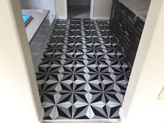 8x8 tile with pattern at model home