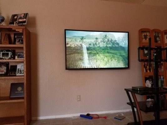 Tucson Tech Guy did an awesome job mounting this TV. He was very friendly and informative and only cost 175 with the mount/service.