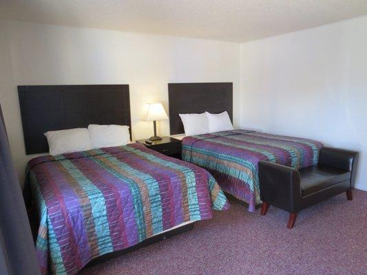 Standard Queen Room #102 From $65.00 Night Call For Reservations (660) 947-2608