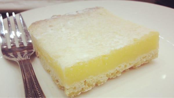 Lemon square from BN cafe. Didn't know something made of lemon can be this good :)