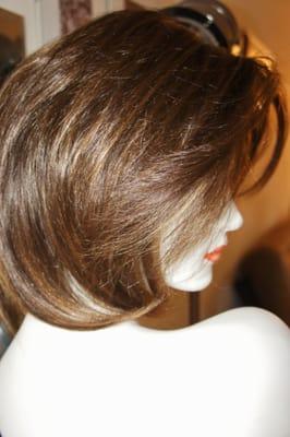 Italian Hair ~30% streaked blended natural look color # 8  ~ and the dark color is 70 % #4