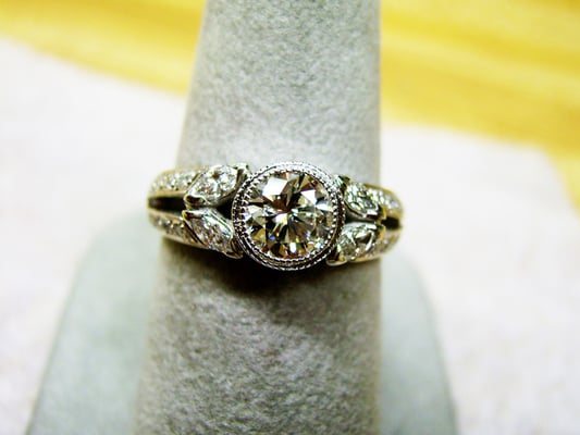 custom engagement ring