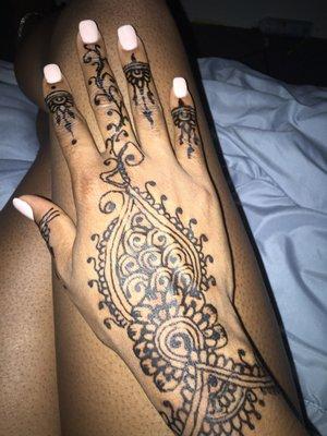 This is my henna a few hours later after getting it done.