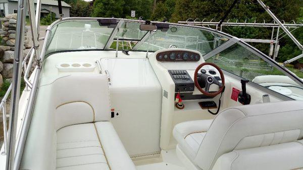 32ft Sea Ray Cabin Cruiser