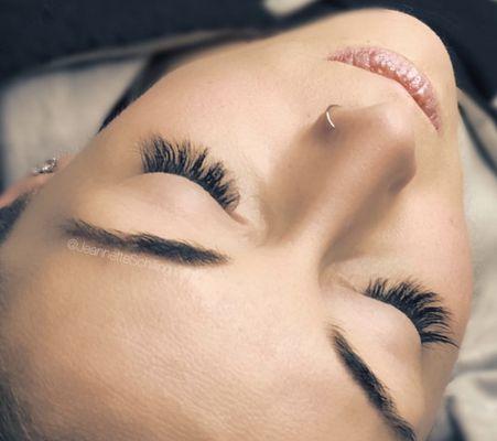 Volume lashes by Jeannette Schilling