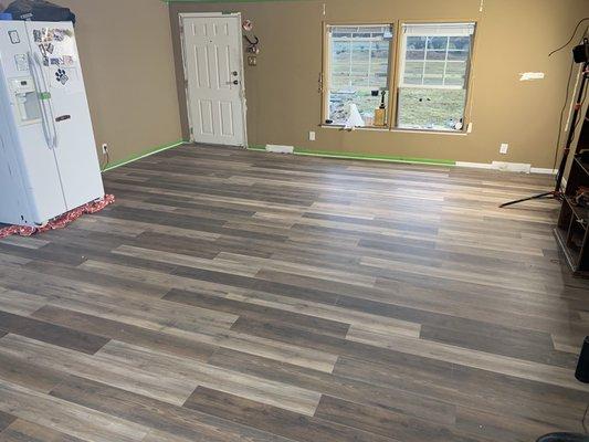 Laminate flooring installation