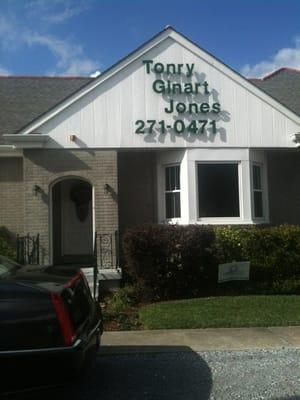 Tonry & Ginart Law Firm