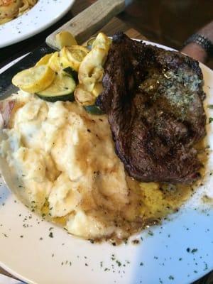 Steak au poivre, sub mashed potatoes - fantastic.