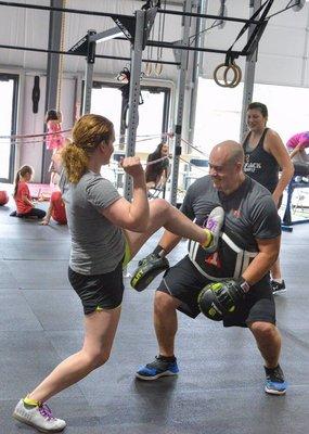 CrossFit Striking defense drill