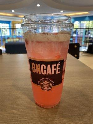 Venti Strawberry Açaí with lemonade