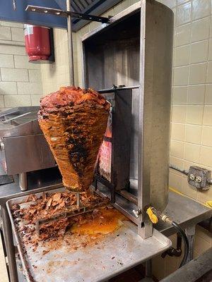 This is the way we do los tacos de alpastor en el trompo