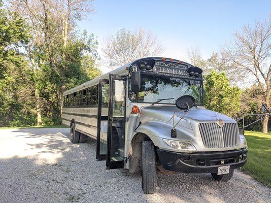 The City Limo & Party Bus