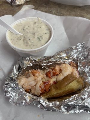 Jumbo size lobster roll $23 & a bowl of Clam Chowder $6/7.  Best combo ever!