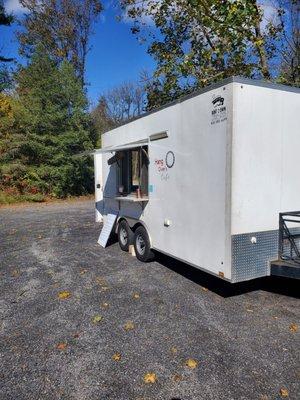 Hangovers Cafe food truck.