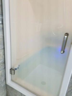 Float tank