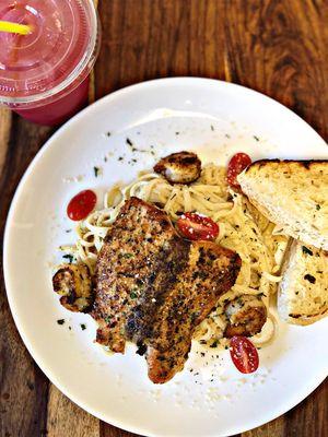 Crankin Cajun Salmon Pasta