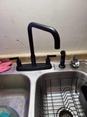 New faucet perfectly installed and functional :)