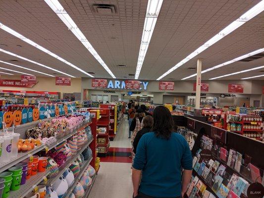 The world record for longest pharmacy line