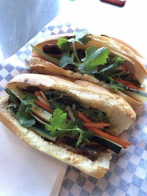 Combination and grilled pork banh mi