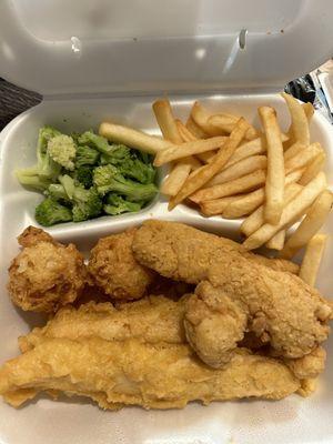 2 Piece Fish & 2 Piece Chicken Meal