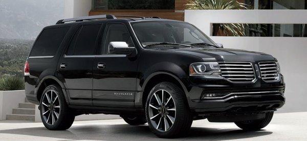 Lincoln Navigator 7 seater