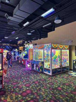 Kids gaming area. Play for tickets.