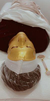 Luxurious nano gold face mask!Reduces redness, inflammation, sun damage and fine lines.