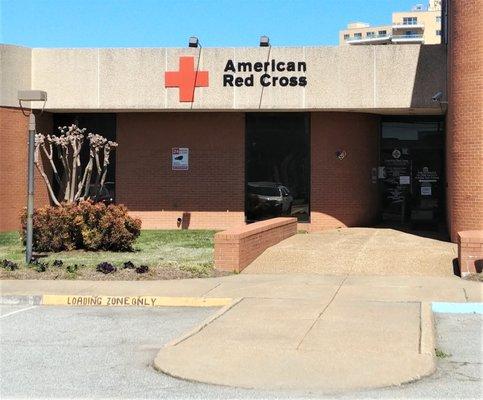 This is the main entrance to the American Red Cross regional location.  Photo taken March 27, 2019.