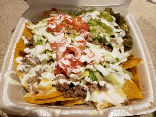 Ground beef nachos