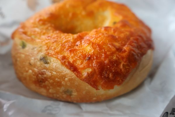 Jalapeno Cheddar Bagel ($2)